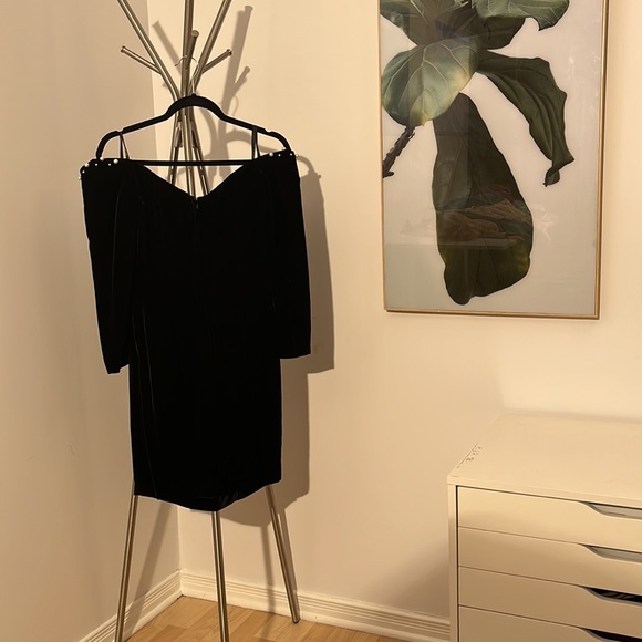STUNNING Black Velvet Off Shoulder Dress with Pearls - Picture 2 of 4
